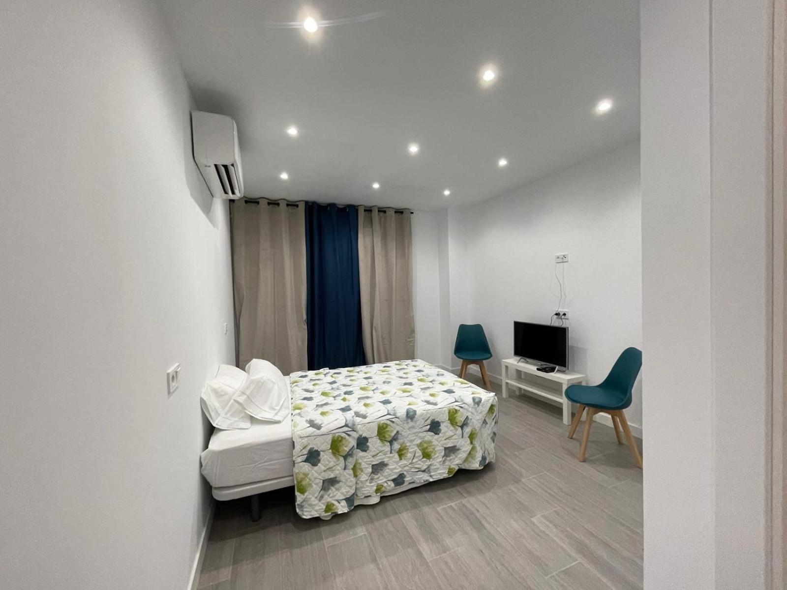 Estudios Nuevos Madrid Centro Ngoại thất bức ảnh